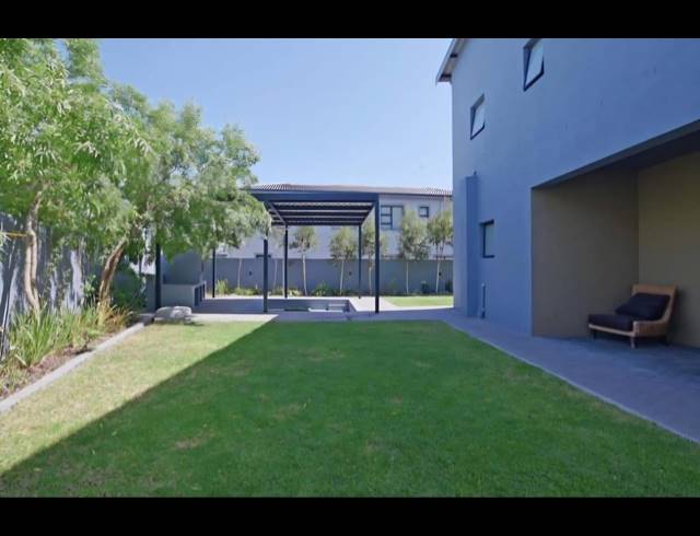 4 BEDROOM FREESTANDING FOR SALE IN SAGEWOOD